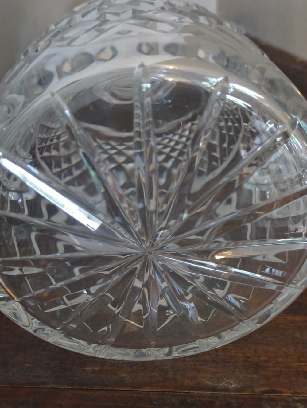 Clear Cut Glass Decanter - Classic Crystal-Style Excellent Cond. Colleen Pattern - Picture 3 of 3